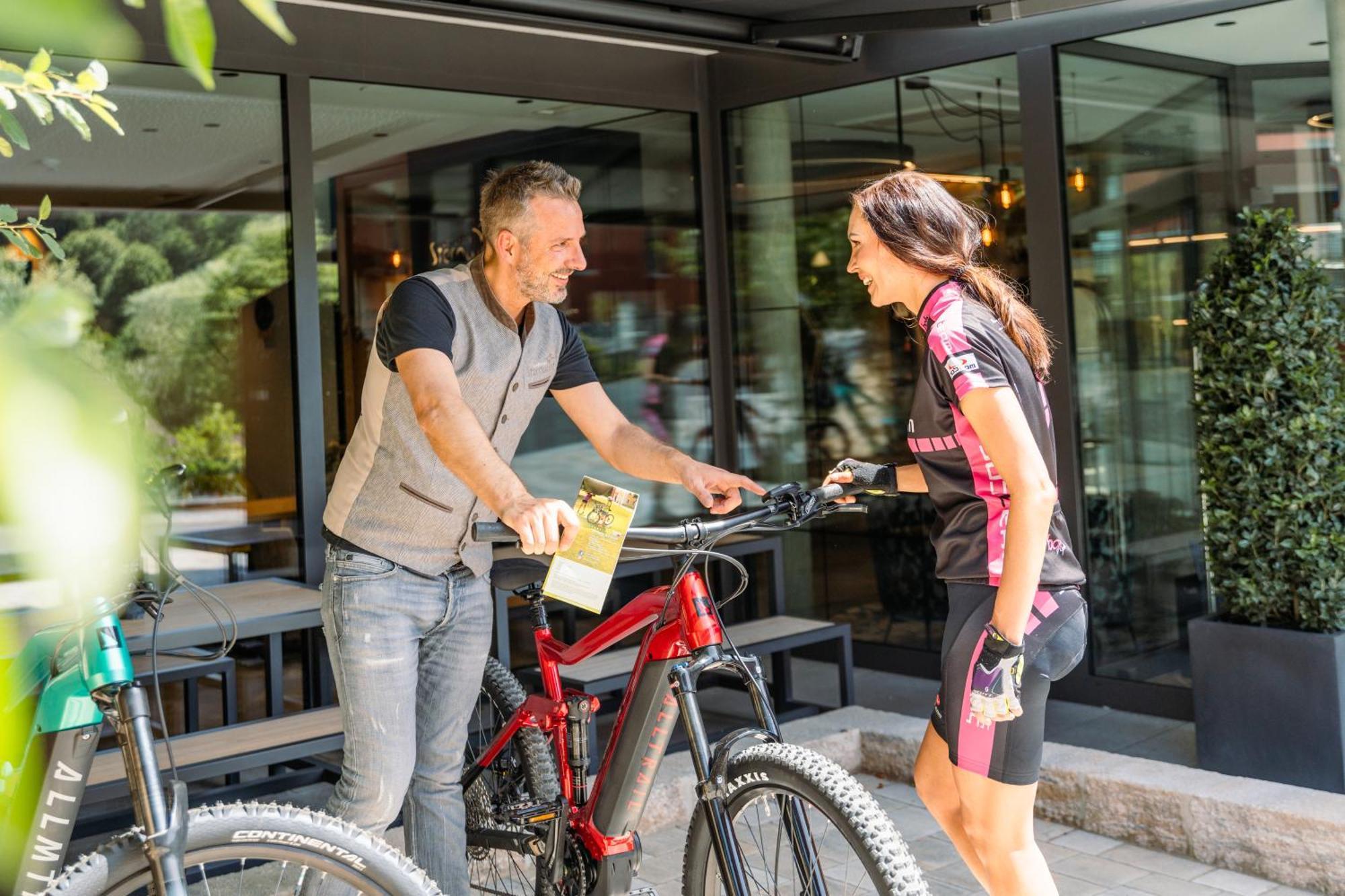 Landhotel Sternwirt - Das Wellnesshotel Zwischen Nuernberg Und Amberg Hogen Εξωτερικό φωτογραφία