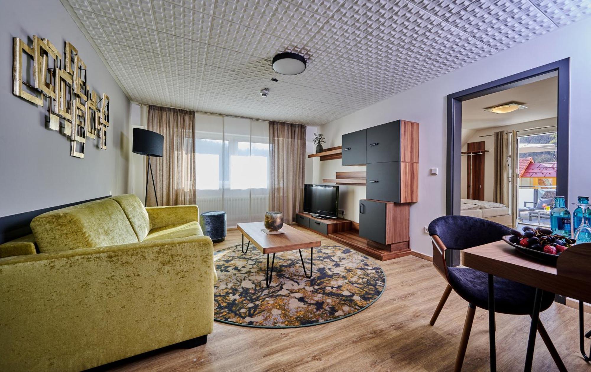 Landhotel Sternwirt - Das Wellnesshotel Zwischen Nuernberg Und Amberg Hogen Εξωτερικό φωτογραφία
