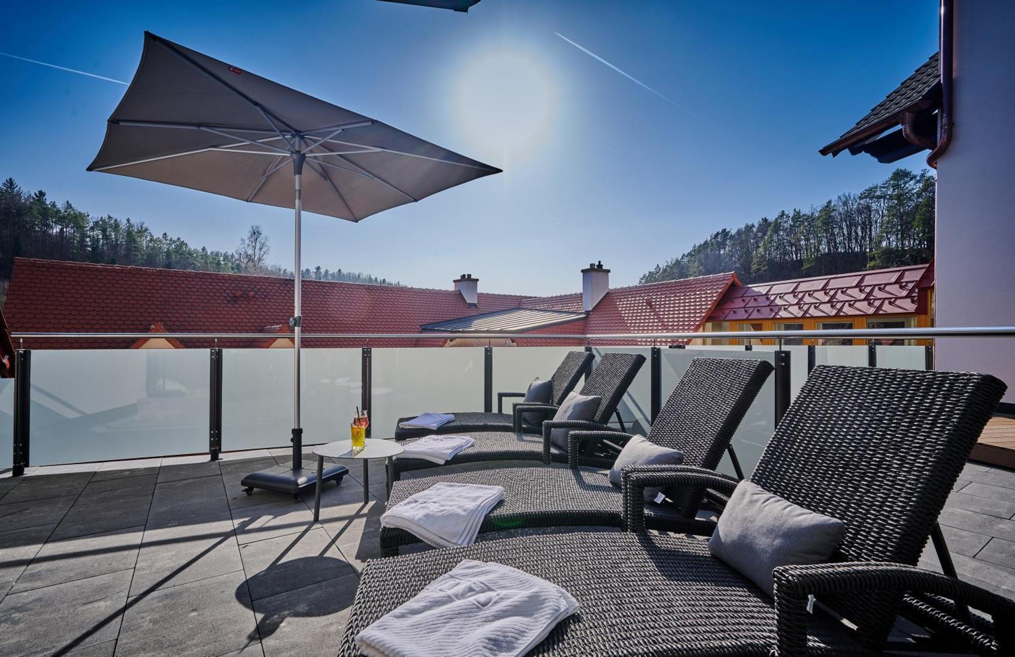 Landhotel Sternwirt - Das Wellnesshotel Zwischen Nuernberg Und Amberg Hogen Εξωτερικό φωτογραφία