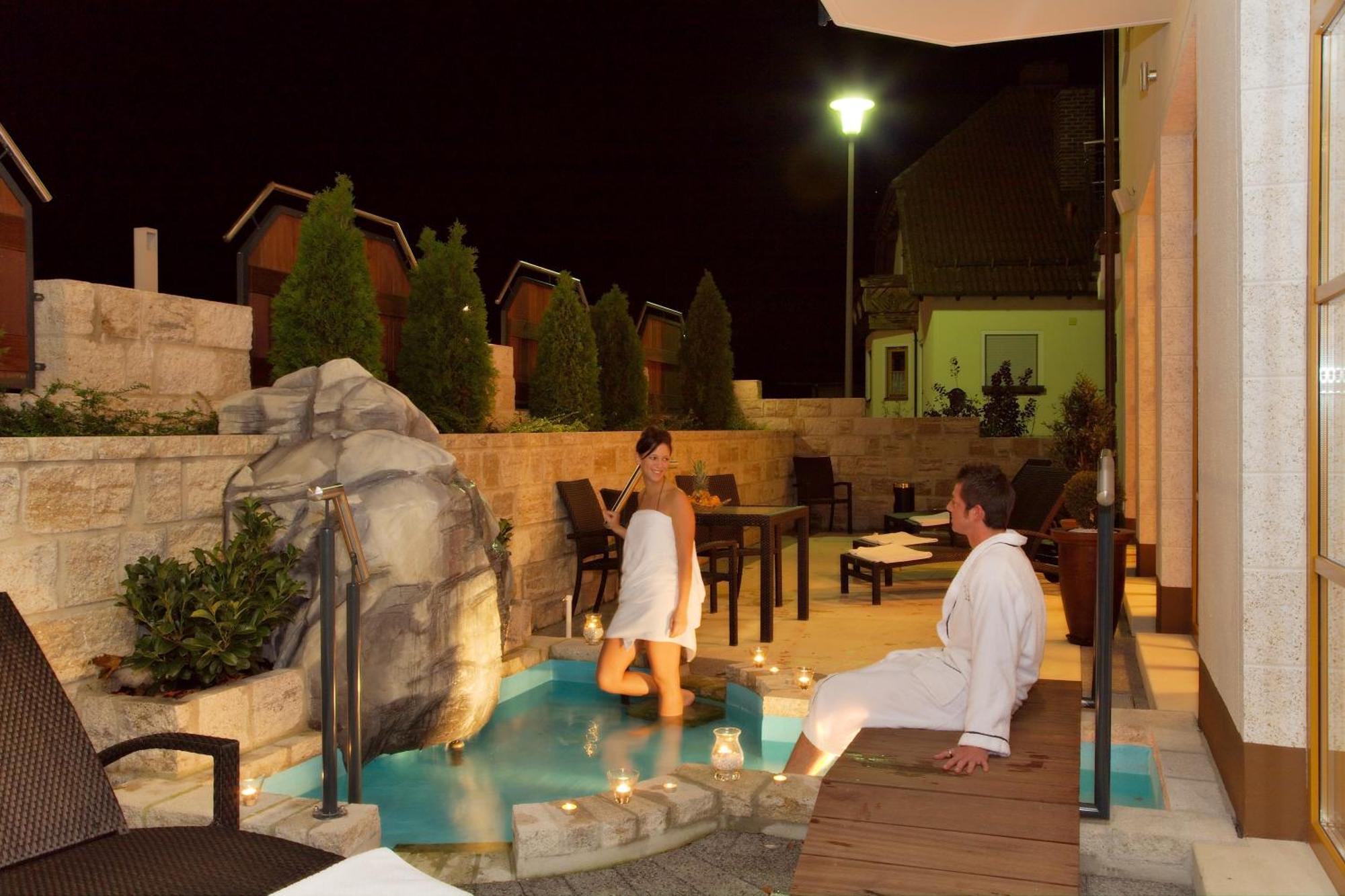 Landhotel Sternwirt - Das Wellnesshotel Zwischen Nuernberg Und Amberg Hogen Εξωτερικό φωτογραφία
